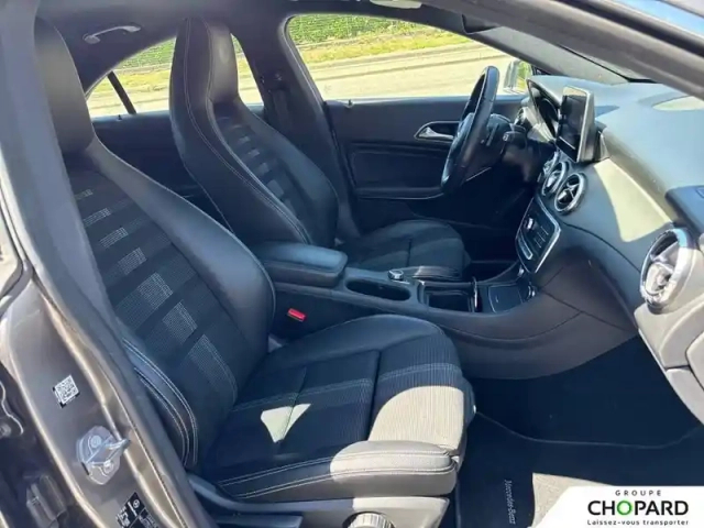 Mercedes Cla 200 d 7g-dct — photo 13