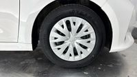 Toyota Yaris 116h Dynamic 5p MY22 — photo 20
