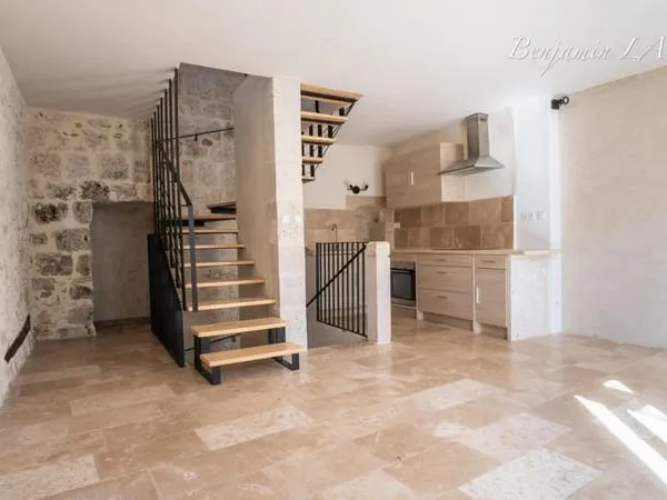 Charmante maison de village rénovée avec goût - Habitable de suite