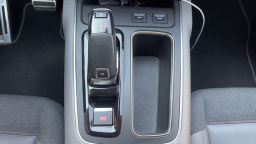 Citroen C5 Aircross 1.5 BlueHDi 130 EAT8 - Shine – 2020 – 72579 km – Diesel – Boîte Automatique — photo 28