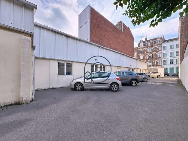 Bureaux 370 m²