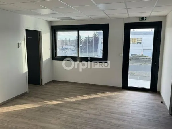 Bureaux 98 m²