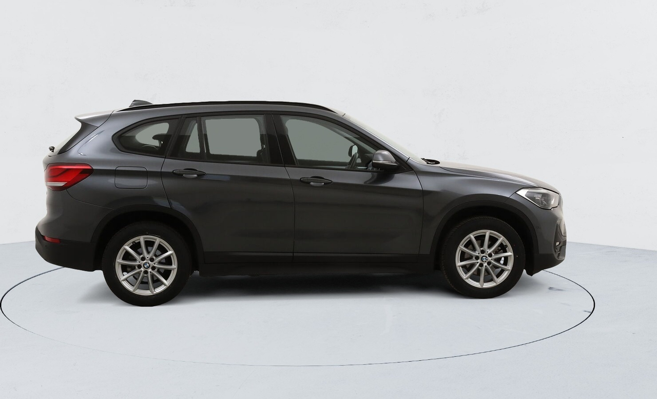 BMW X1 — photo 6