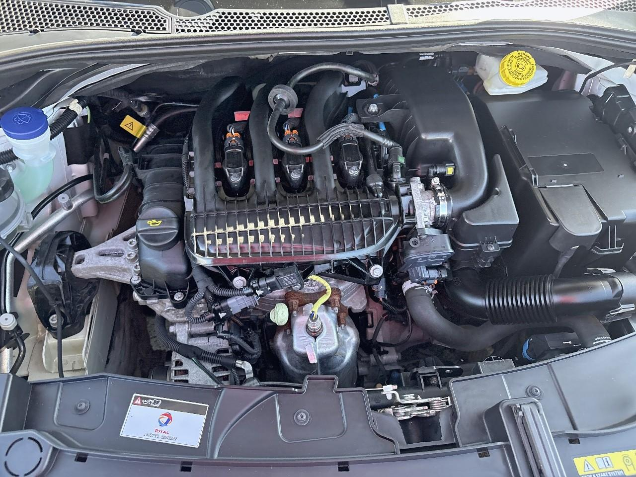 Citroën C3 1.2 puretech 83ch s&s shine — photo 12