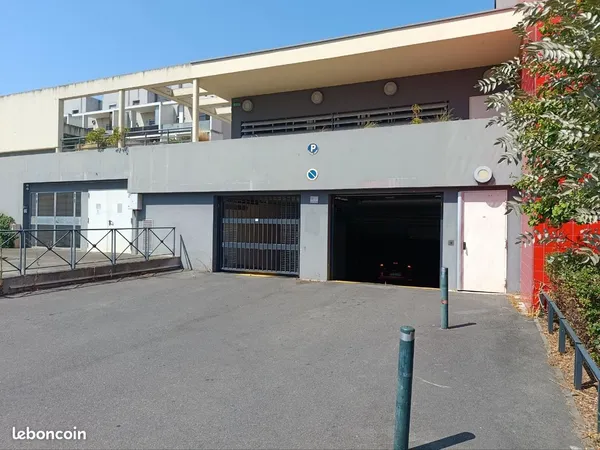 Stationnement Location Toulouse   50€