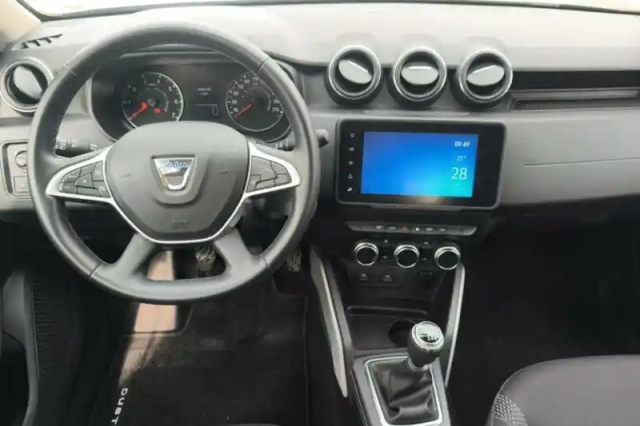 Dacia Duster eco-g 100 4x2 — photo 9