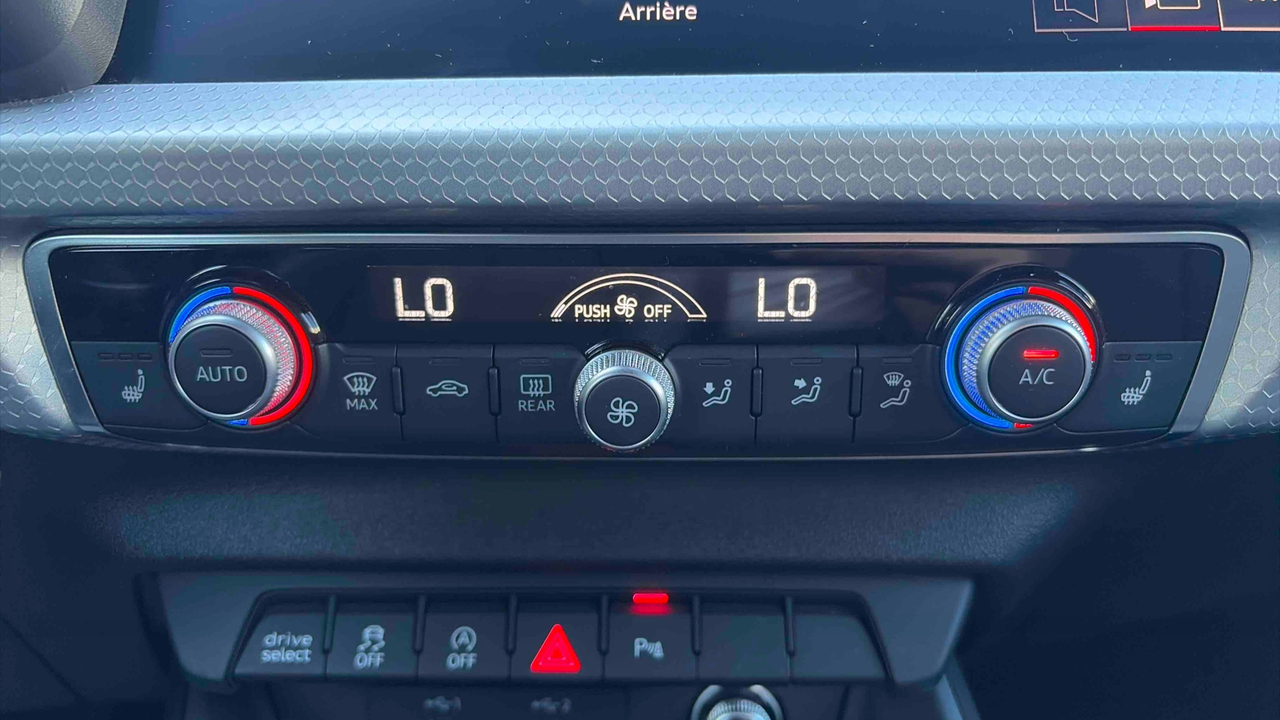 Audi A1 Sportback 30 TFSI 110 ch S tronic 7 — photo 21