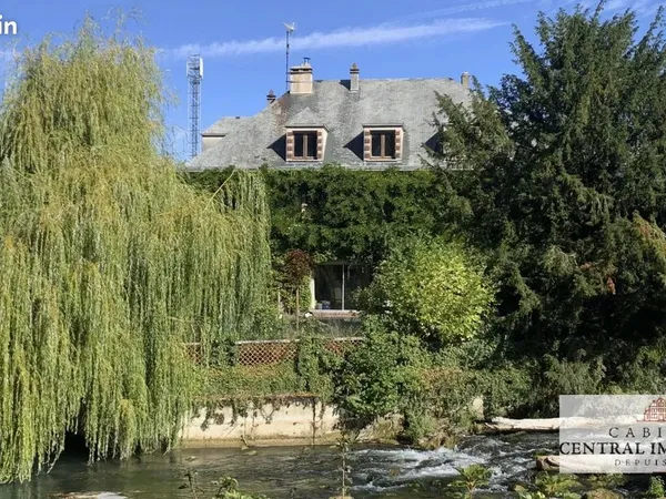 Maison 7 pièces 260 m²