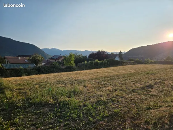 Terrain 1500m2 La Motte d'Aveillans
