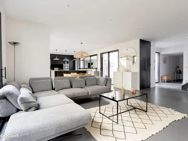 Appartement 5 pièces 205 m²