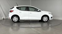 Dacia Sandero 1.0 TCe 90ch Stepway Expression — photo 4