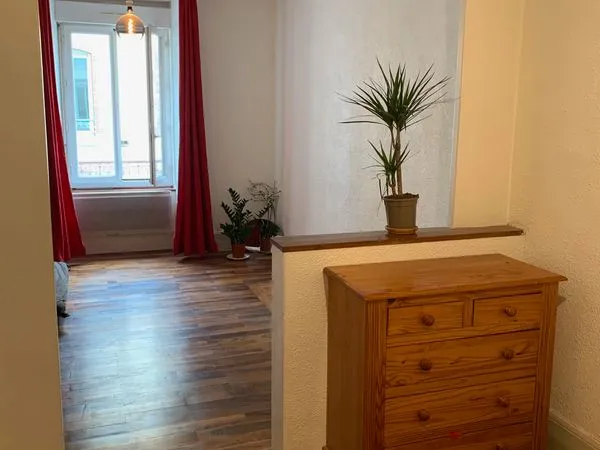 T1 bis meublé 37m² - Rue Humbert II Grenoble Championnet