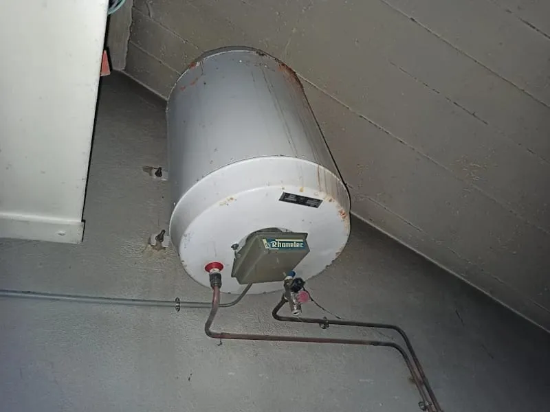Photo 10