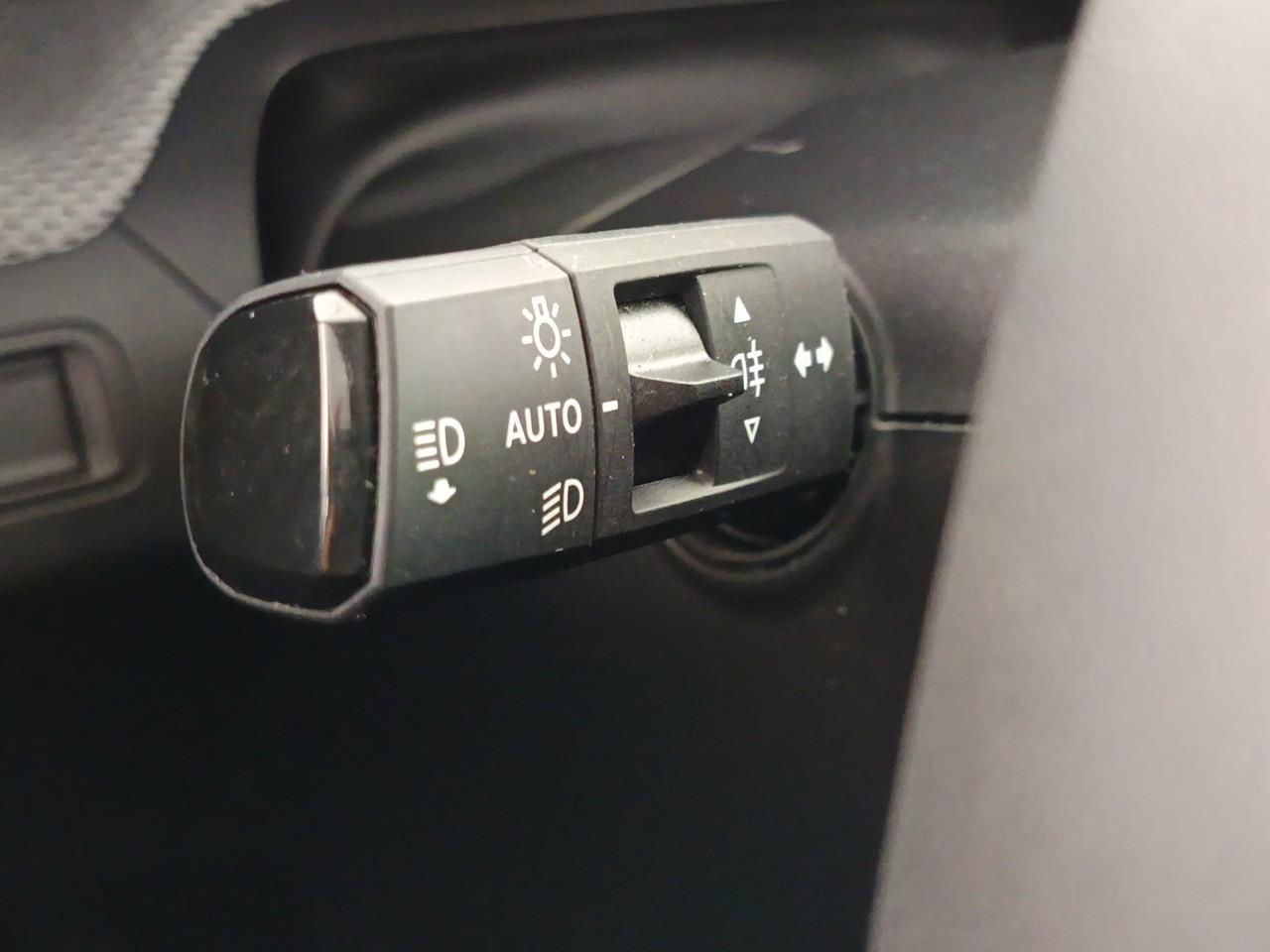 Citroën C3 turbo 100 ch manuelle plus — photo 24