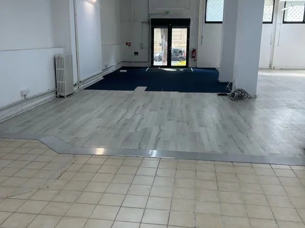 Local commercial 400m²