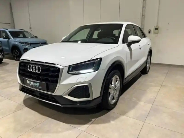 Audi Q2 35 tfsi 150ch design s tronic 7 gps camera