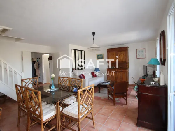 Villa 3 chambres avec garage et place de parking