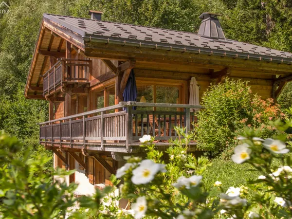 Chalet 7 pièces 225 m²