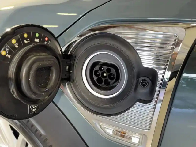 Mini Mini countryman 125 - 95 ch all4 bva6 — photo 12