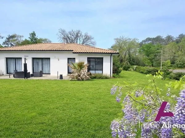 Maison de plain-pied 4 pièces 104 m²