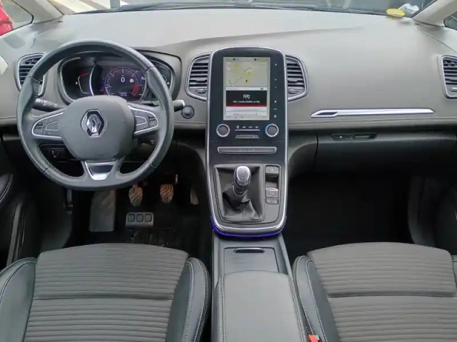 Renault Scenic blue dci 120 — photo 9