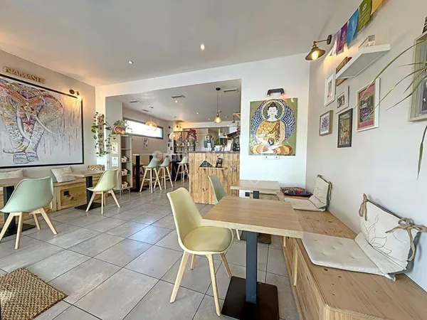 Fonds de commerce 85 m²