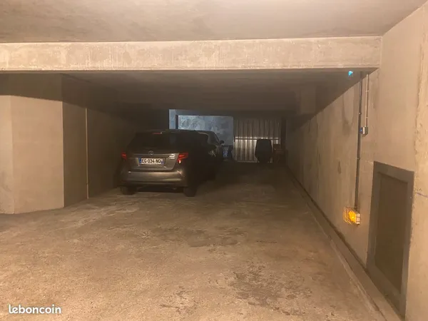 Emplacement de parking double
