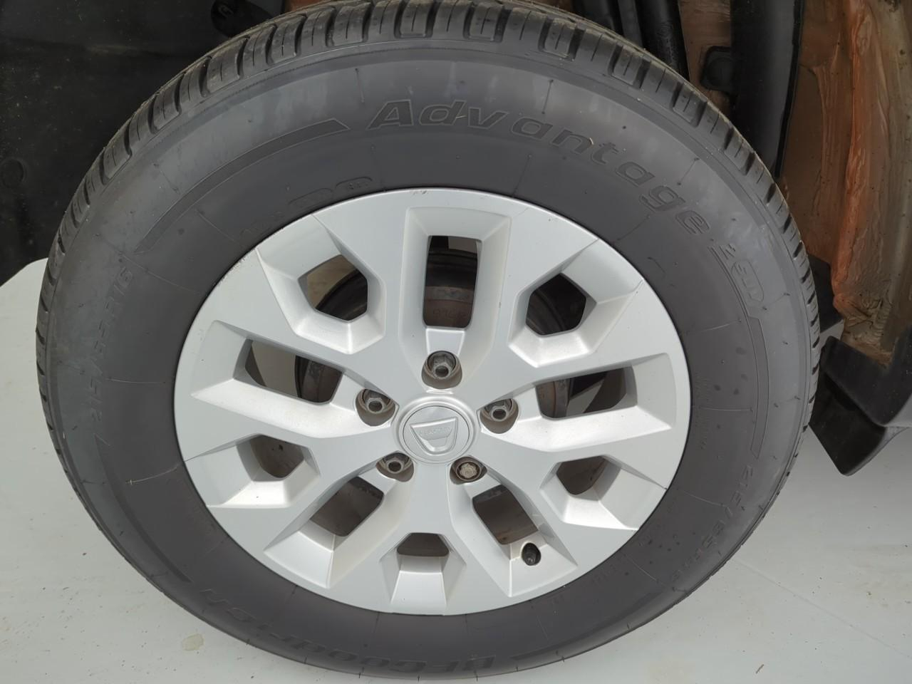 Dacia Duster tce 150 fap 4x2 edc confort — photo 18