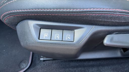 Peugeot 308 1.5 BlueHDi 130 EAT8 - GT Line – 2020 – 93615 km – Diesel – Boîte Automatique — photo 4