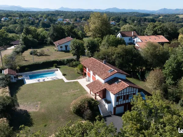 Arcangues Villa d'Architecte
