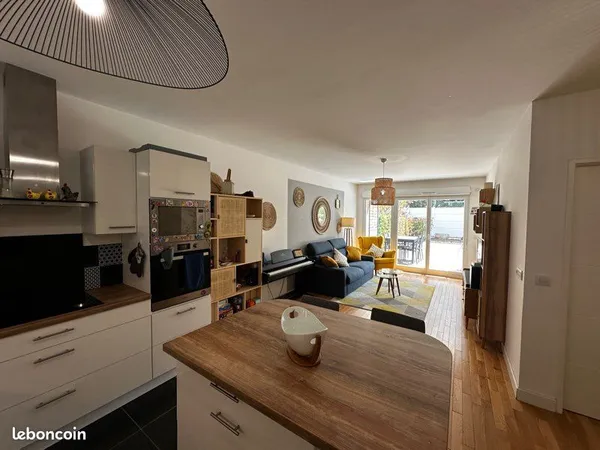 Maisons-Alfort - 4 pièces avec terrasse, 2 jardins privatifs, parking et cave
