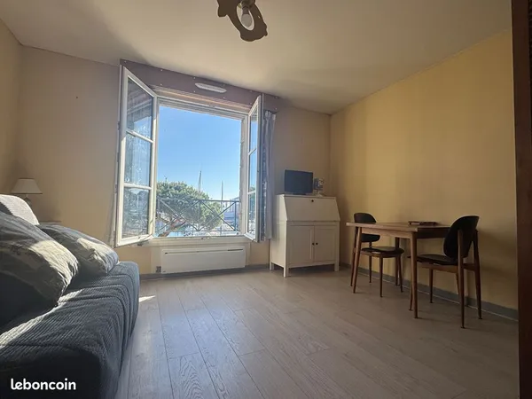 Studio 1 pièce 23 m²