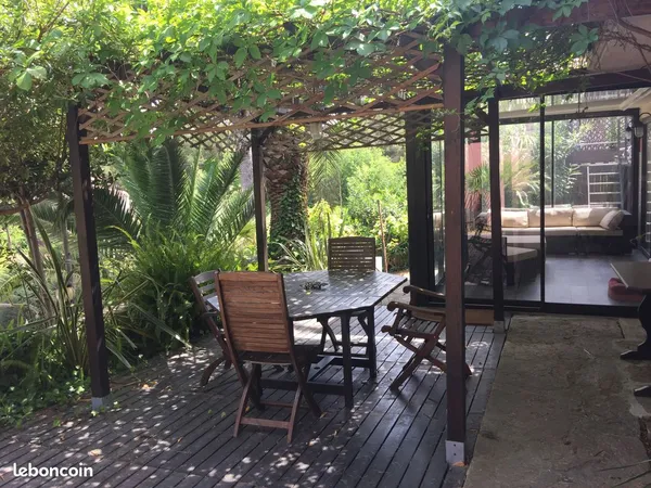 T2 (rez de villa) PISCINE, PROCHE MER ET PLAGES,