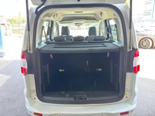 Ford Tourneo Courier 1.5 tdci 100ch ambiente — photo 6