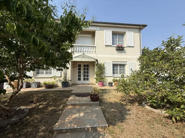 Maison 6 pièces 153 m²