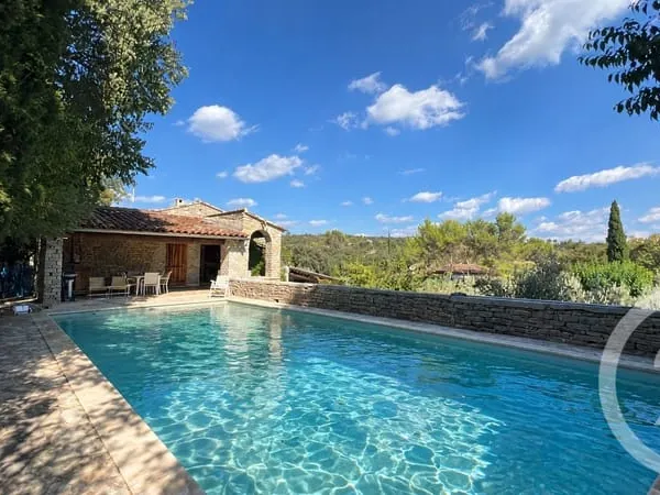 Maison 17 pièces 295 m²