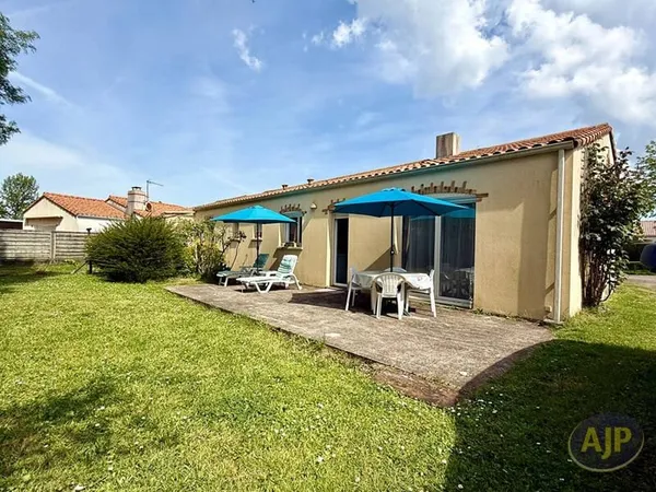 Maison de plain-pied 6 pièces 130 m²