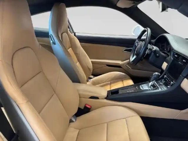 Porsche 911 coupe 3.0 450ch 4 gts pdk — photo 35