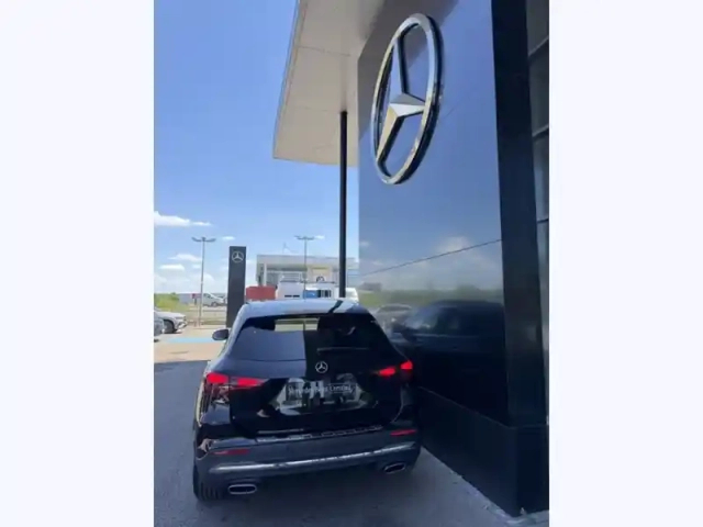 Mercedes Gla 180 d edition 140 — photo 3