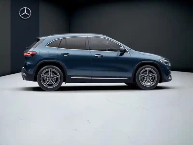 Mercedes Gla 250 e amg line — photo 20