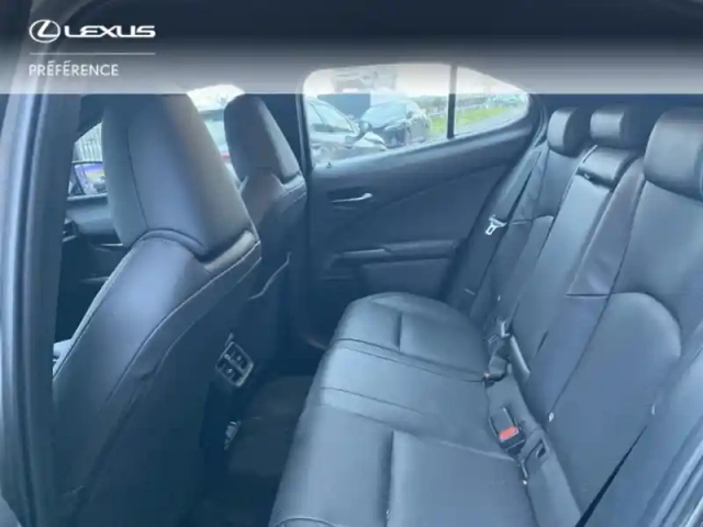 Lexus Ux 300e le — photo 12