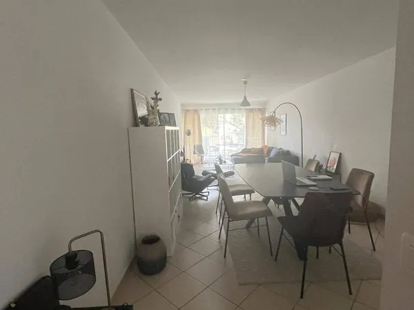 Appartement 3 pièces 83 m²