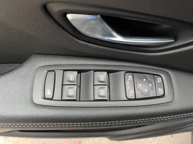 Renault Scenic grand  tce 140 fap edc - 21 — photo 36