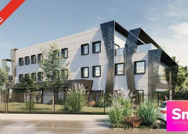 Bureaux 1310 m²