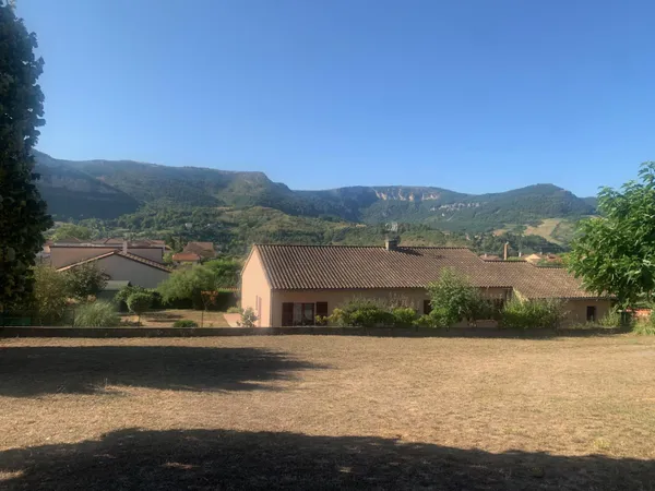 Terrain 1119 m²