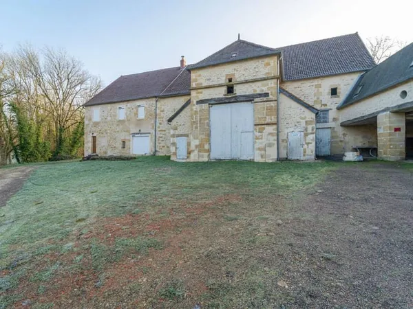 Ferme 5 pièces 440 m²