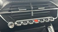 Peugeot 208 PURETECH 100 S&S EAT8 STYLE — photo 15