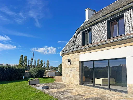 Maison 15 pièces 348 m²