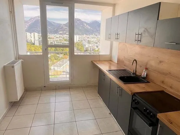 Appartement 4 pièces 80 m²