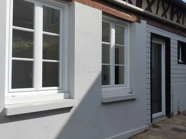 Local 75 m² Doudeville